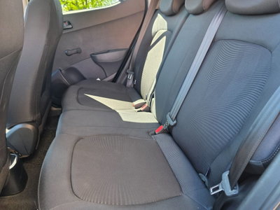 Hyundai i10 1.0 econext Gpl Connectline (16)