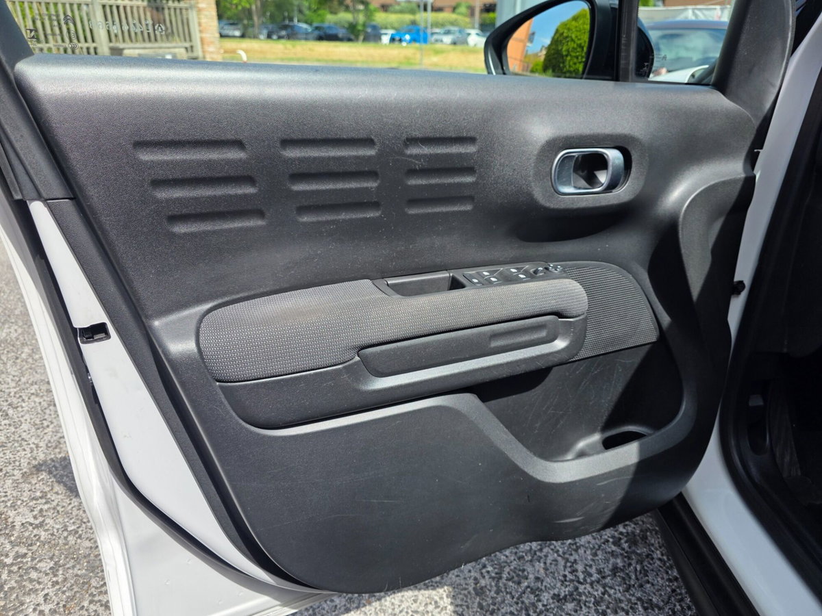 Citroen C3 Aircross BlueHDi 120 S&S EAT6 Shine (3)