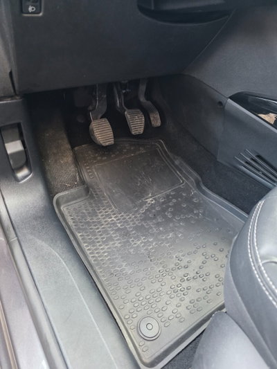 Peugeot 2008 100 Allure (15)