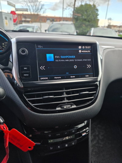 Peugeot 2008 100 Allure (8)