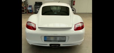 Porsche Cayman 2.7 (4)