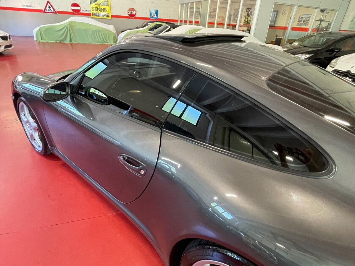 Porsche 911 Coupé Carrera 4S (15)