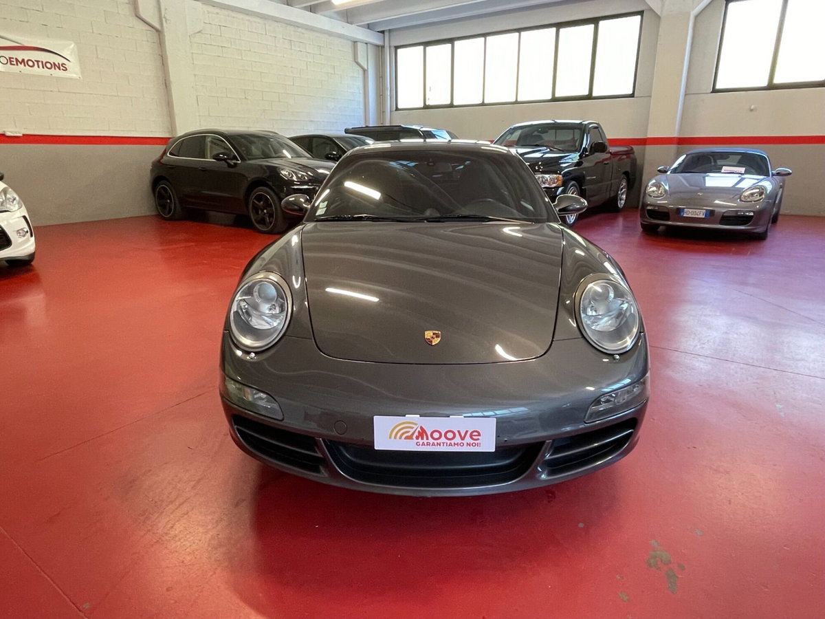 Porsche 911 Coupé Carrera 4S (8)