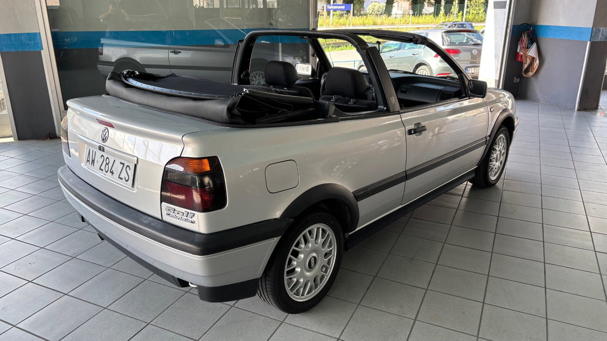 Volkswagen Golf Cabrio 1.6 cat Sport (4)