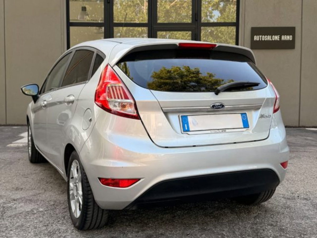 Ford Fiesta 1.0 80CV 5 porte Titanium (4)