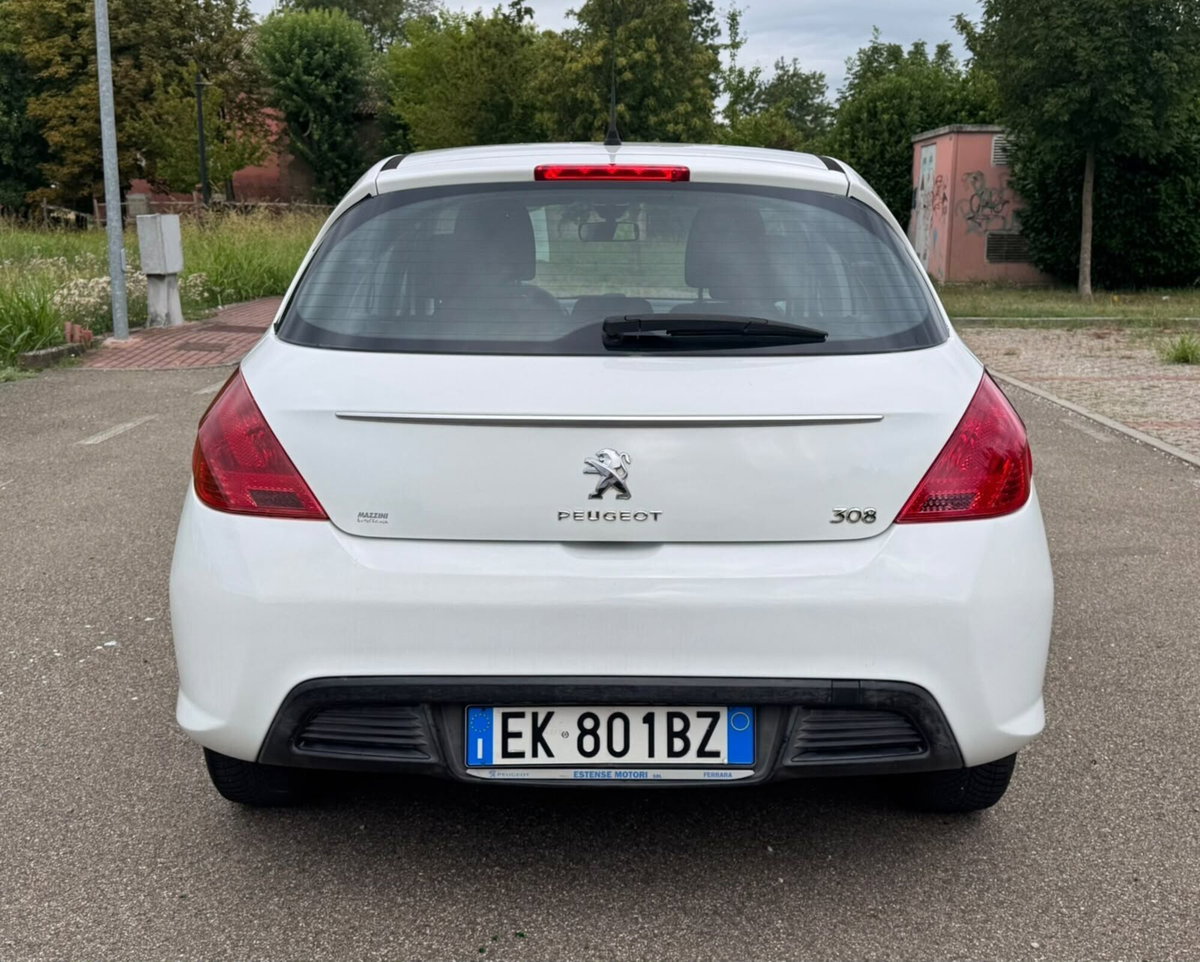 Peugeot 308 1.4 VTi 98CV 5p. Access (14)