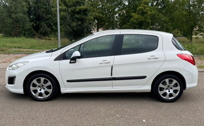 Peugeot 308 1.4 VTi 98CV 5p. Access (3)