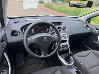 Peugeot 308 1.4 VTi 98CV 5p. Access (7)