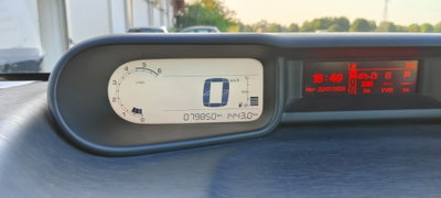 Citroen C3 Picasso 1.6 HDi 90 Exclusive (11)