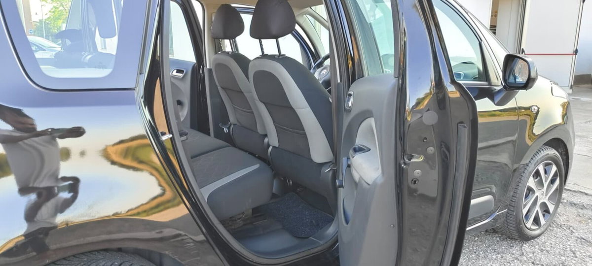 Citroen C3 Picasso 1.6 HDi 90 Exclusive (4)