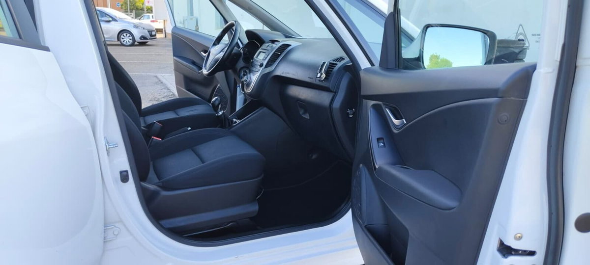 Hyundai ix20 1.6 126 CV Econext Comfort (11)
