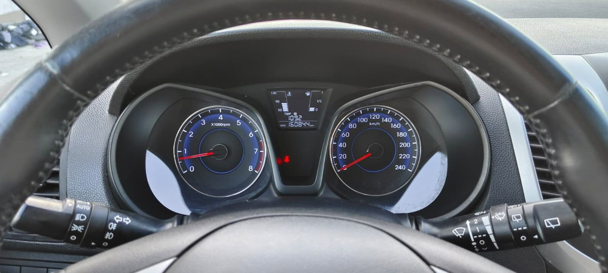 Hyundai ix20 1.6 126 CV Econext Comfort (6)