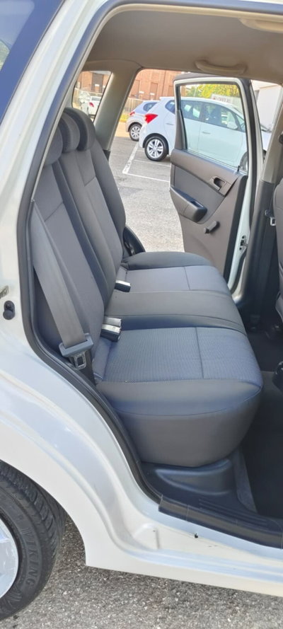 Chevrolet Aveo 1.2 5 porte LT (10)