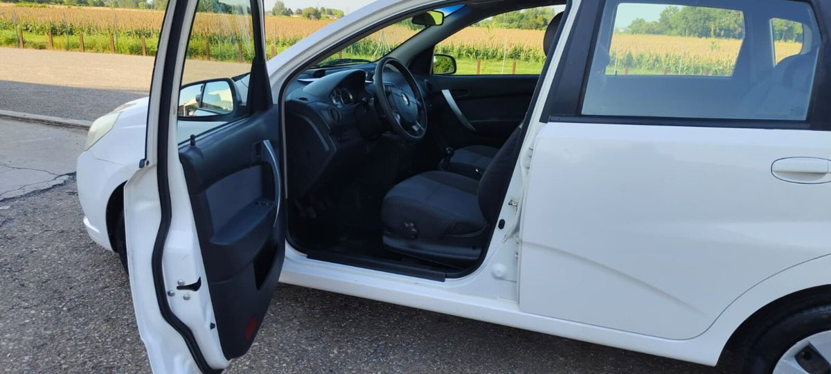 Chevrolet Aveo 1.2 5 porte LT (5)