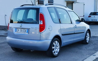 Skoda Roomster 12V 70CV Style (13)