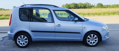 Skoda Roomster 12V 70CV Style (18)