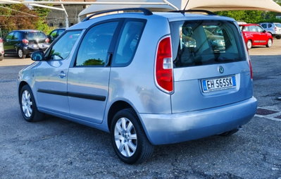 Skoda Roomster 12V 70CV Style (4)