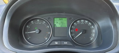 Skoda Roomster 12V 70CV Style (7)