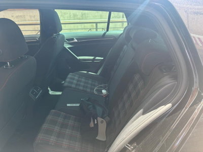 Volkswagen Golf GTI Performance 2.0 245 CV TSI DSG 5p. BMT (6)