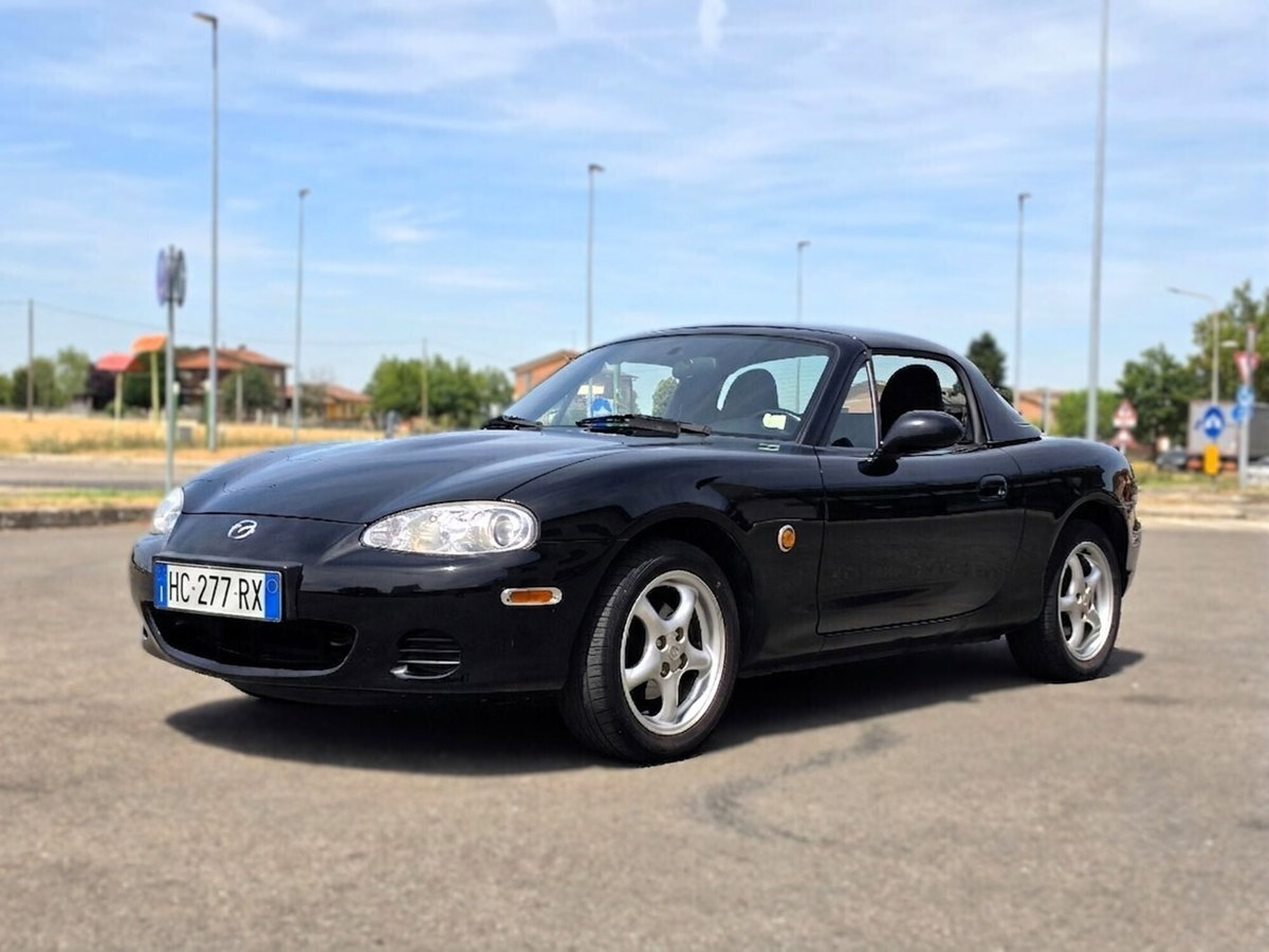 Mazda MX-5 1.6i 16V cat Backstage