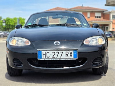 Mazda MX-5 1.6i 16V cat Backstage (15)