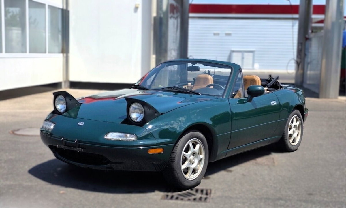 Mazda MX-5 1.8i 16V cat