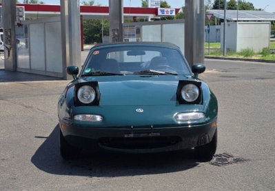 Mazda MX-5 1.8i 16V cat (11)