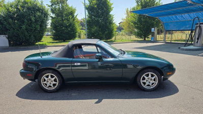 Mazda MX-5 1.8i 16V cat (13)