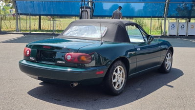 Mazda MX-5 1.8i 16V cat (5)