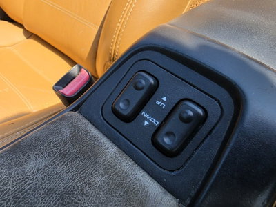 Mazda MX-5 1.8i 16V cat (8)