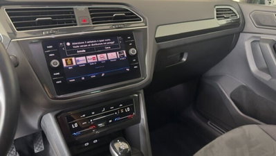 Volkswagen Tiguan 2.0 TDI 150 CV SCR DSG 4MOTION Elegance (11)