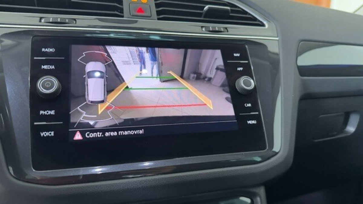 Volkswagen Tiguan 2.0 TDI 150 CV SCR DSG 4MOTION Elegance (17)