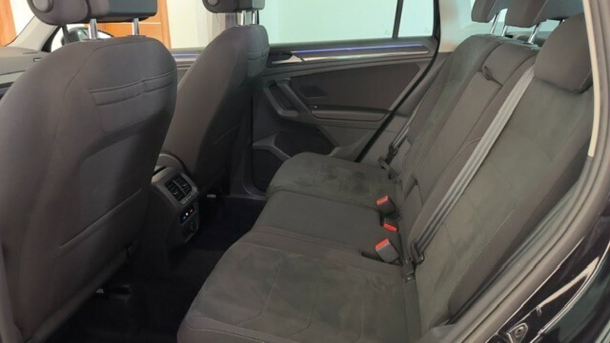 Volkswagen Tiguan 2.0 TDI 150 CV SCR DSG 4MOTION Elegance (8)