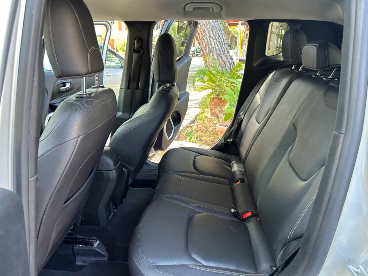 Jeep Renegade 2.0 Mjt 140CV 4WD Active Drive Low Limited (11)