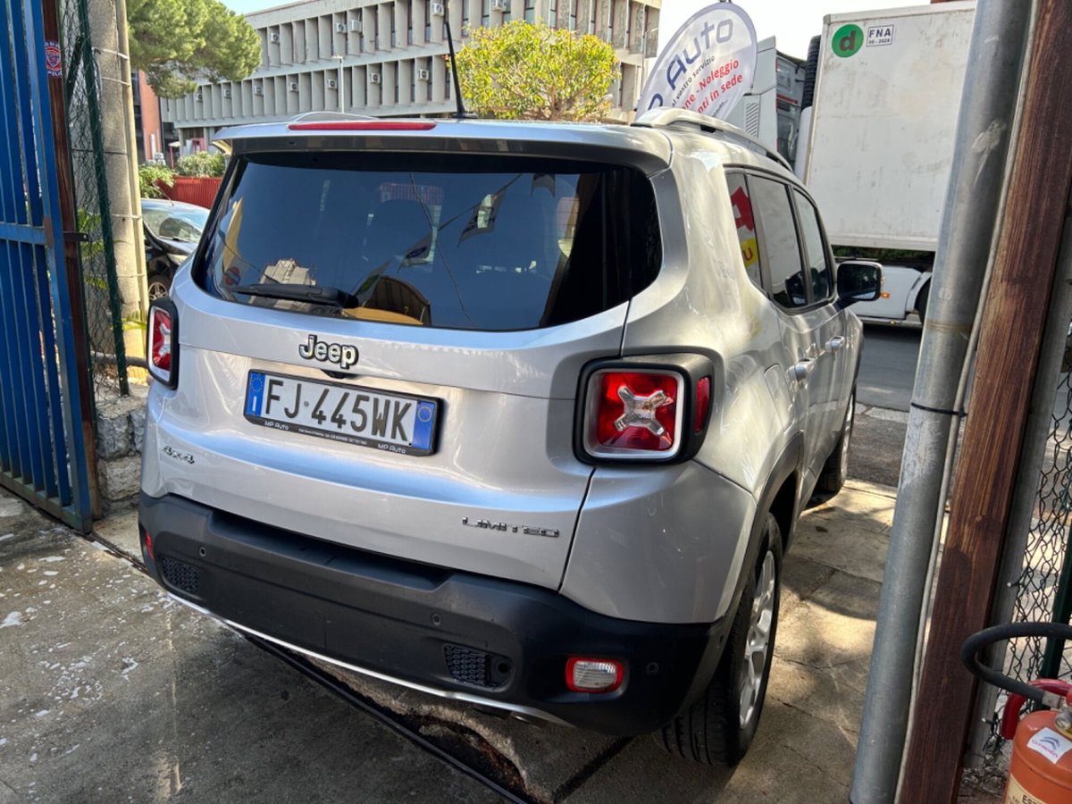 Jeep Renegade 2.0 Mjt 140CV 4WD Active Drive Low Limited (19)