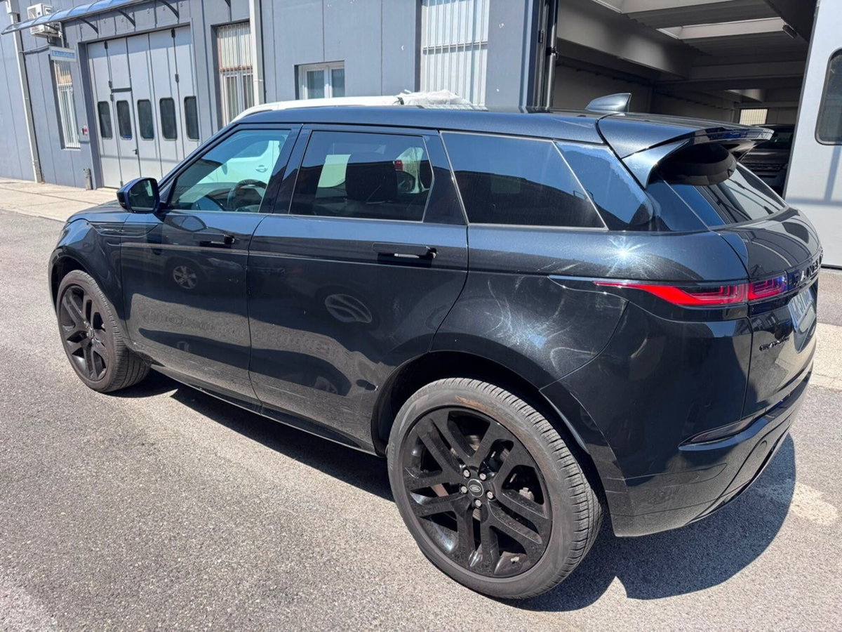 Land Rover Range Rover Evoque 2.0D I4 240 CV AWD Auto HSE (4)