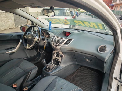 Ford Fiesta 1.4 5 porte Bz.- GPL Titanium (9)