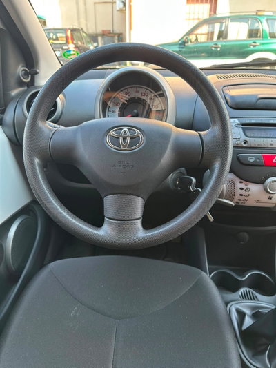 Toyota Aygo 1.0 12V VVT-i 5 porte Active Connect (15)