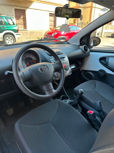 Toyota Aygo 1.0 12V VVT-i 5 porte Active Connect (17)