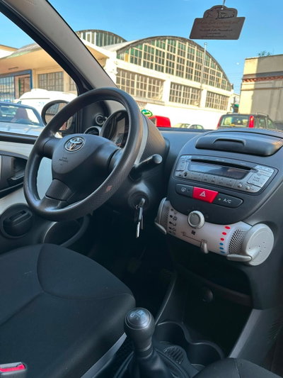 Toyota Aygo 1.0 12V VVT-i 5 porte Active Connect (18)