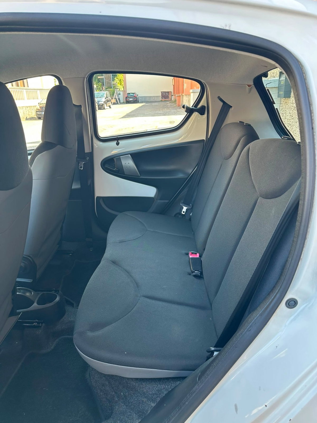 Toyota Aygo 1.0 12V VVT-i 5 porte Active Connect (20)