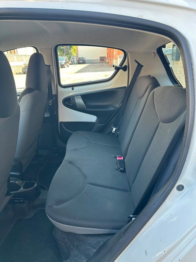 Toyota Aygo 1.0 12V VVT-i 5 porte Active Connect (20)