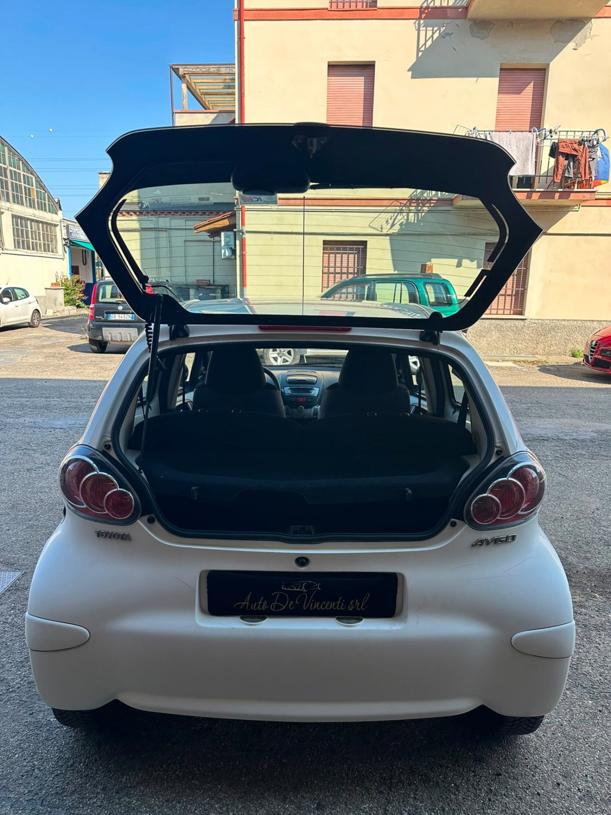Toyota Aygo 1.0 12V VVT-i 5 porte Active Connect (7)