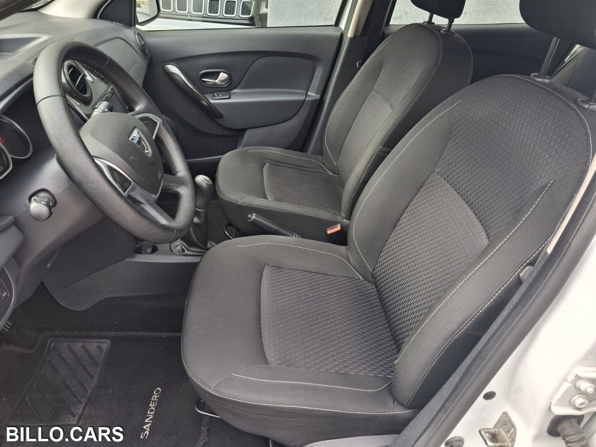 Dacia Sandero 0.9 TCe 12V 90CV Start&Stop Ambiance (9)