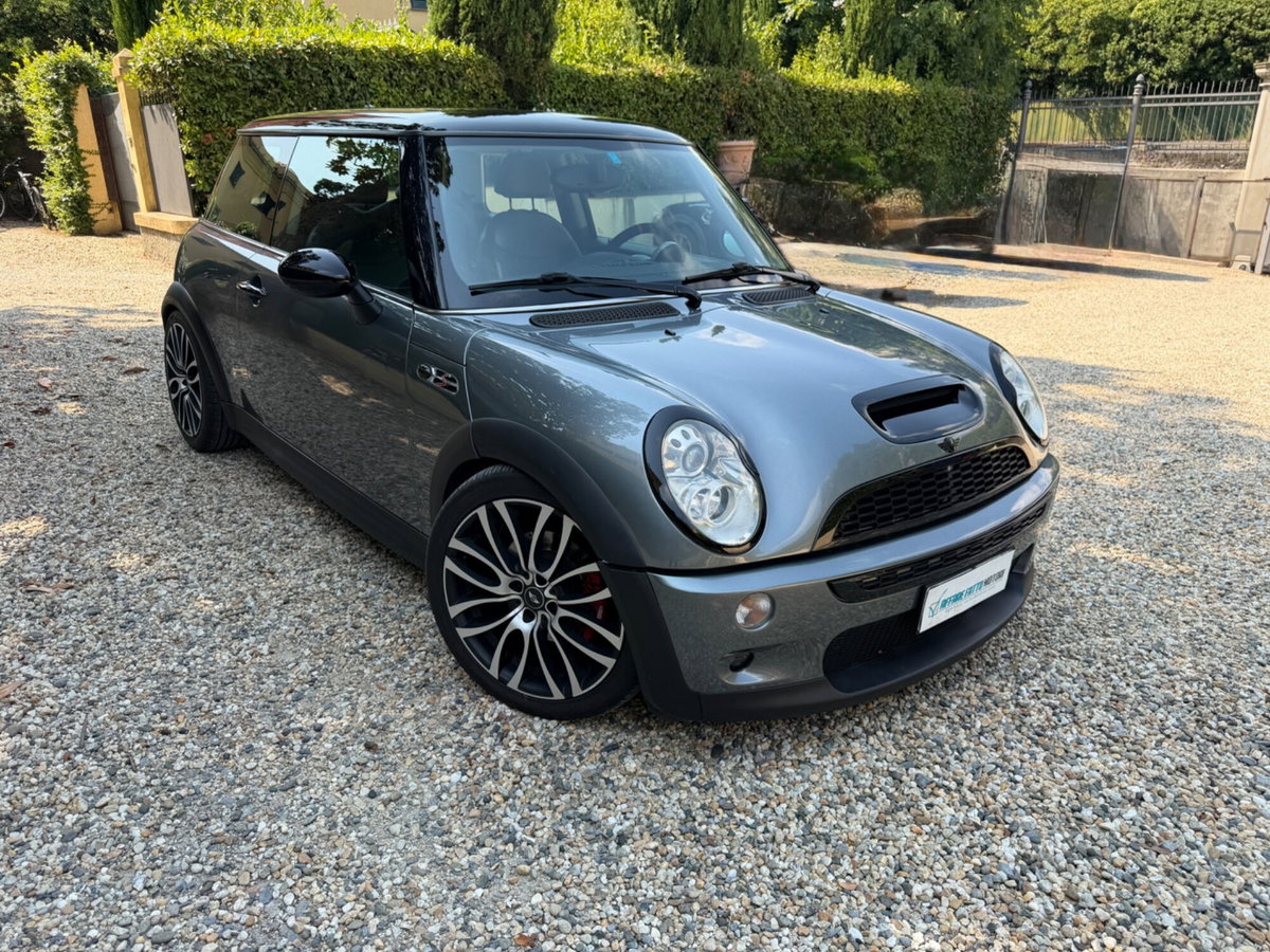 MINI Mini 1.6 16V Cooper S (2)