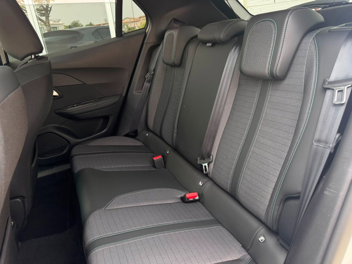 Peugeot 3008 BlueHDi 130 S&S EAT8 Allure Pack (12)
