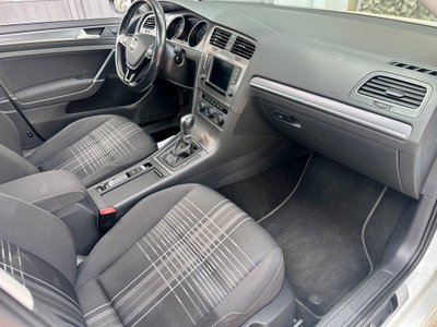 Volkswagen Golf 2.0 TDI DSG 5p. Highline BlueMotion Technology (18)
