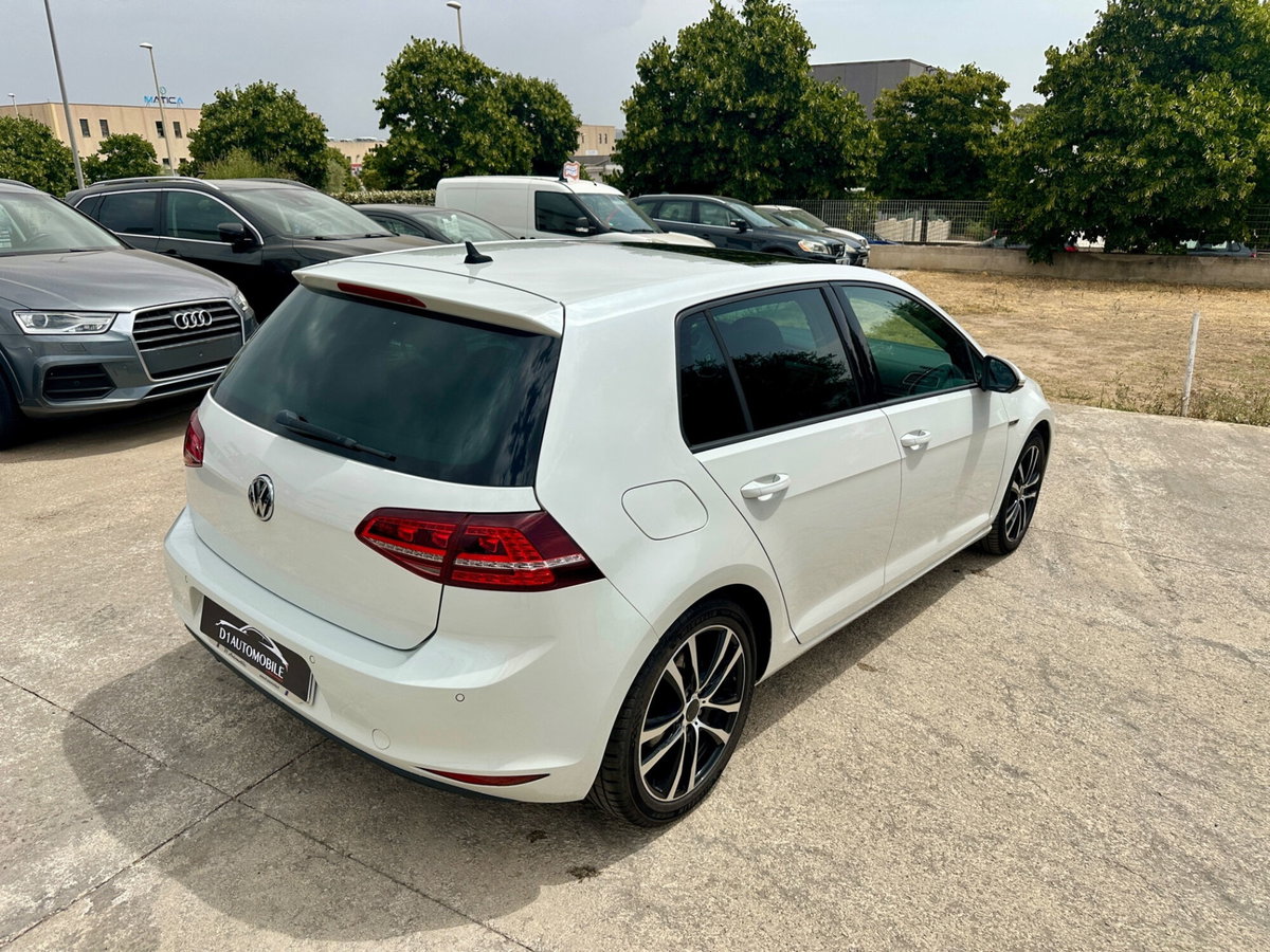 Volkswagen Golf 2.0 TDI DSG 5p. Highline BlueMotion Technology (7)