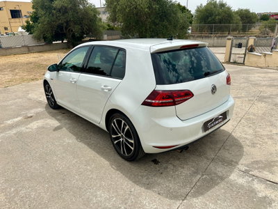Volkswagen Golf 2.0 TDI DSG 5p. Highline BlueMotion Technology (8)