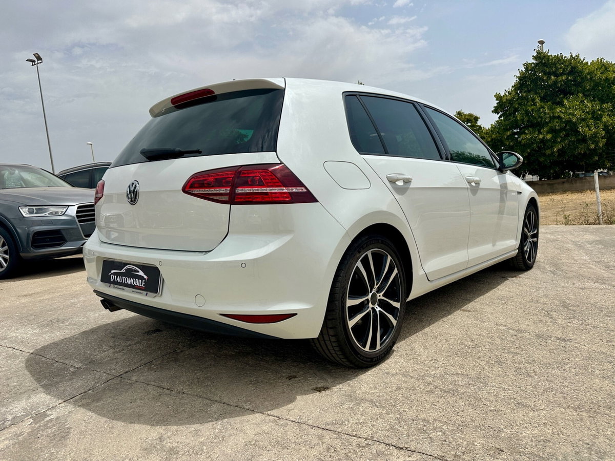 Volkswagen Golf 2.0 TDI DSG 5p. Highline BlueMotion Technology (9)